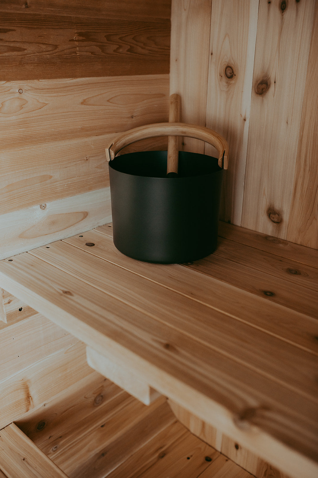 Sweat Kingdom Sweat Pod Blackout Edition sauna interior heater